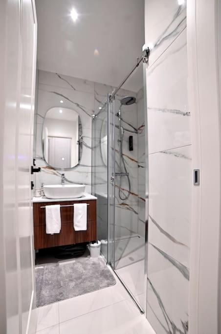 Nino Luxury Apartment Zagreb Exteriör bild