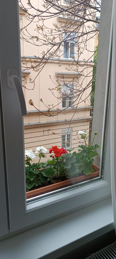 Nino Luxury Apartment Zagreb Exteriör bild